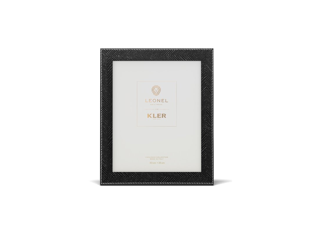 Ramka na zdjęcie Kler Accessories Wenge 20x25 cm, kolor czarny, materiał drewno