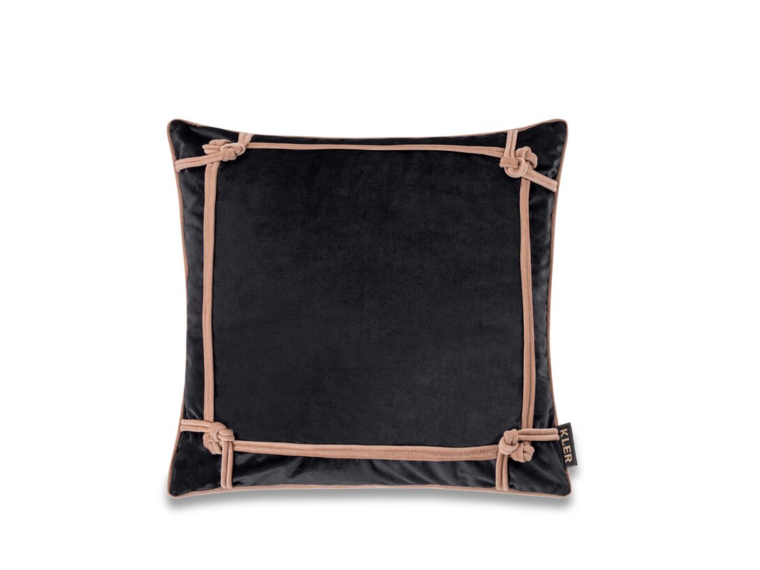 Poduszka dekoracyjna Kler Accessories Roma 50x50 cm, kolor czarny, materiał tkanina