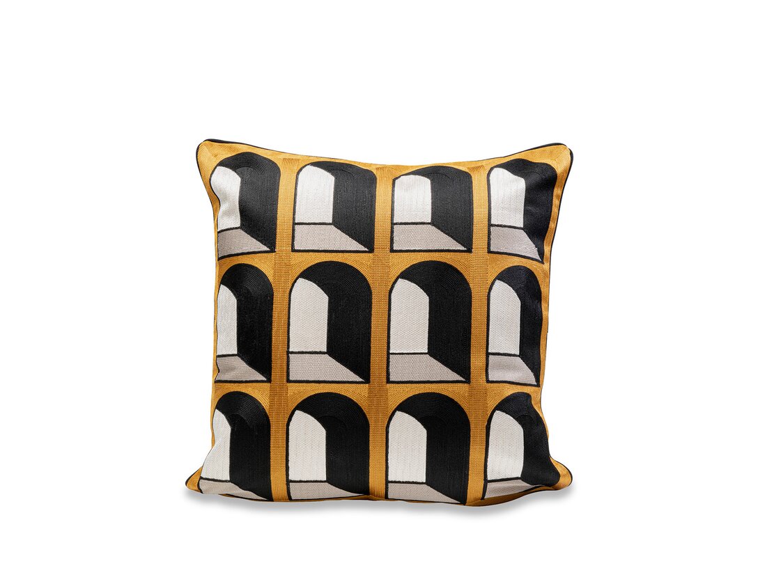 Dekorační polštář Kler Accessories Technico 50x50 cm, barva zlatá, materiál bavlna