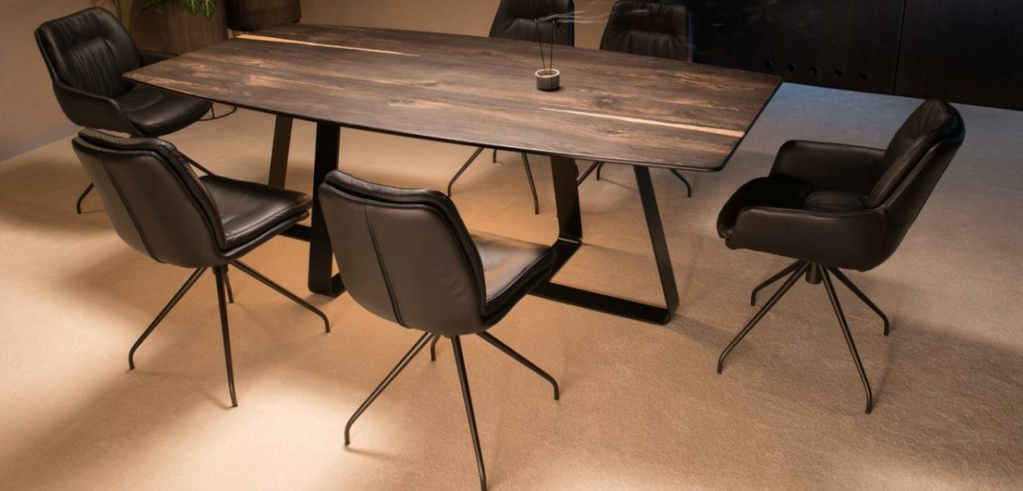 Stół Livori Home Tredici brązowy drewniany